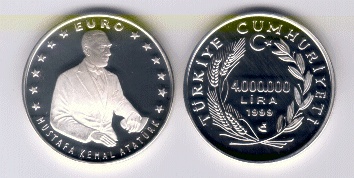 Mustafa Kemal Atatürk Gümüş Hatıra Parası